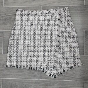 SHEIN Fringe Trim Black and White Tweed Mini Skirt size M